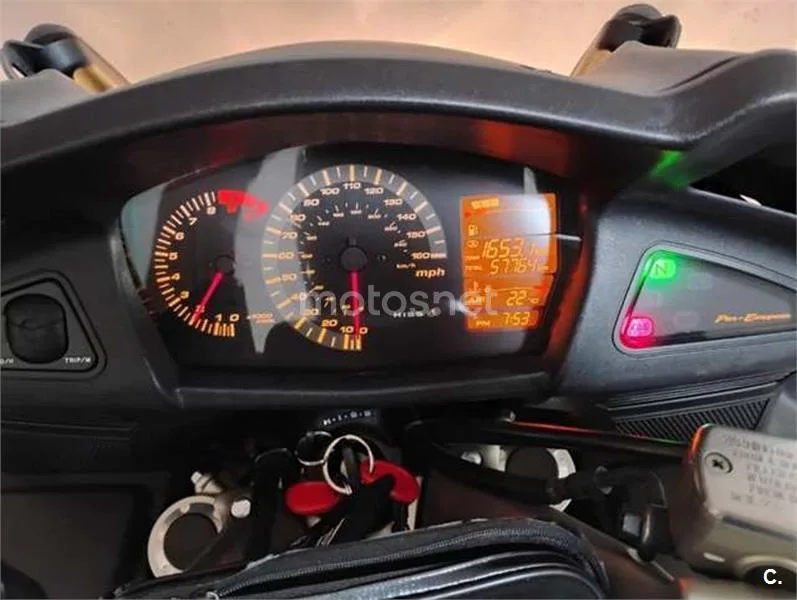 Honda ST 1300 Pan European – Vista 13