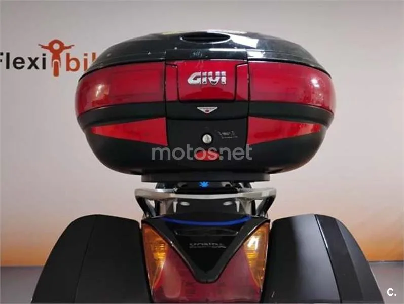 Honda ST 1300 Pan European – Vista 6
