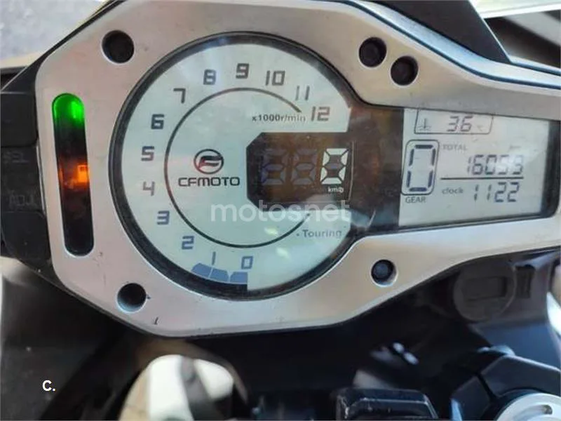 CFMOTO 650MT – Vista 13