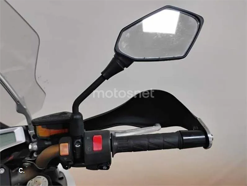 CFMOTO 650MT – Vista 15
