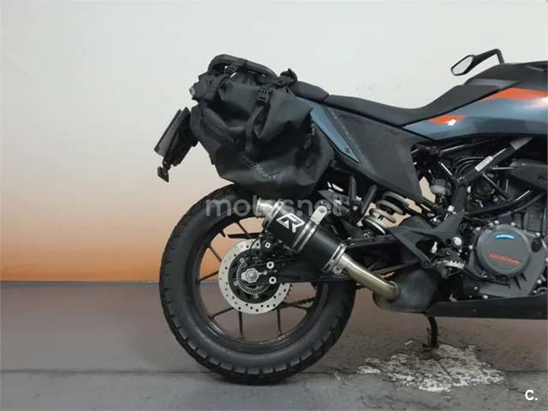 KTM 390 – Vista 7