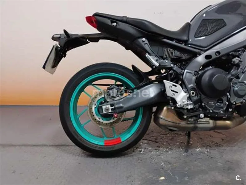 Yamaha MT-09 – Vista 7