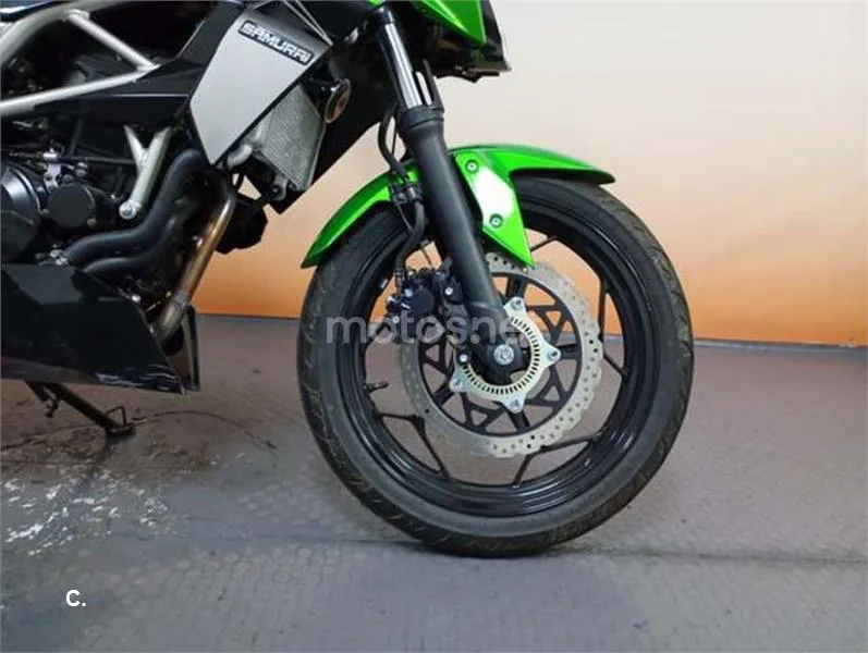 Kawasaki Z125 – Vista 9