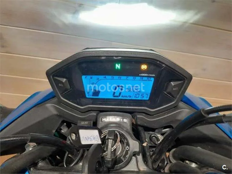 Honda CB 500 F – Vista 13