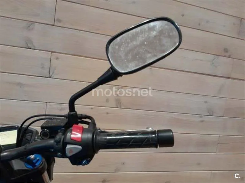 Honda CB 500 F – Vista 15