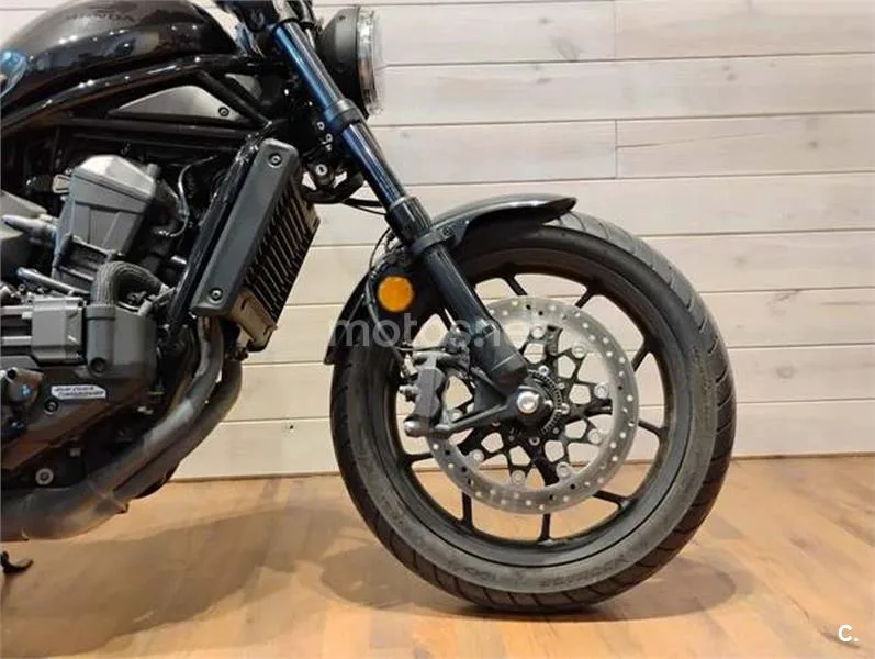 Honda CMX 1100 Rebel – Vista 9