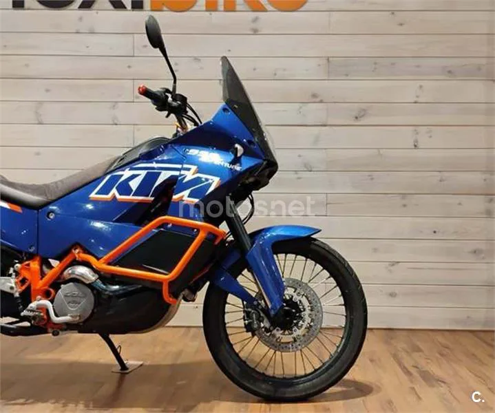 KTM 990 Adventure – Vista 8