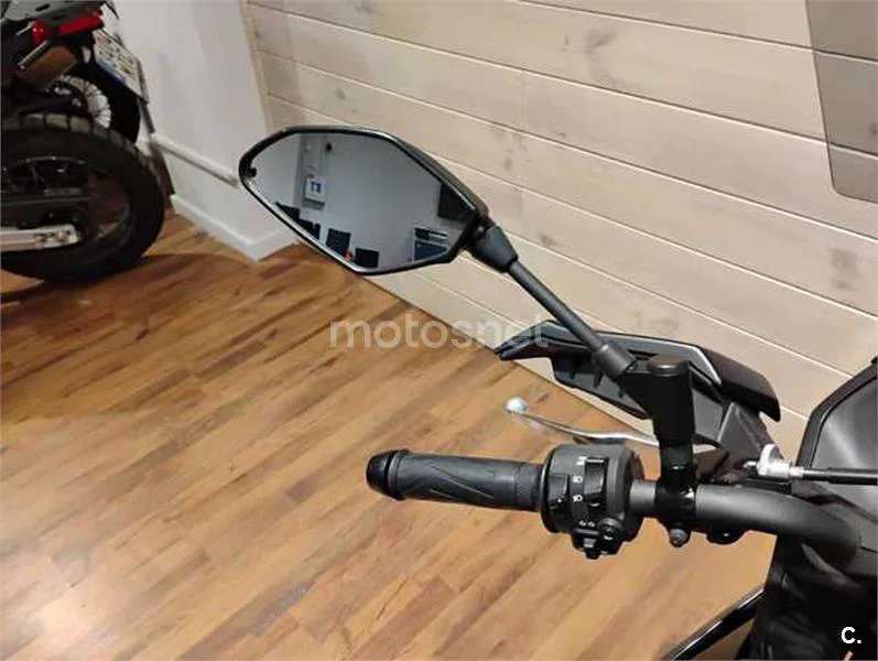 Yamaha Tracer 7 – Vista 11