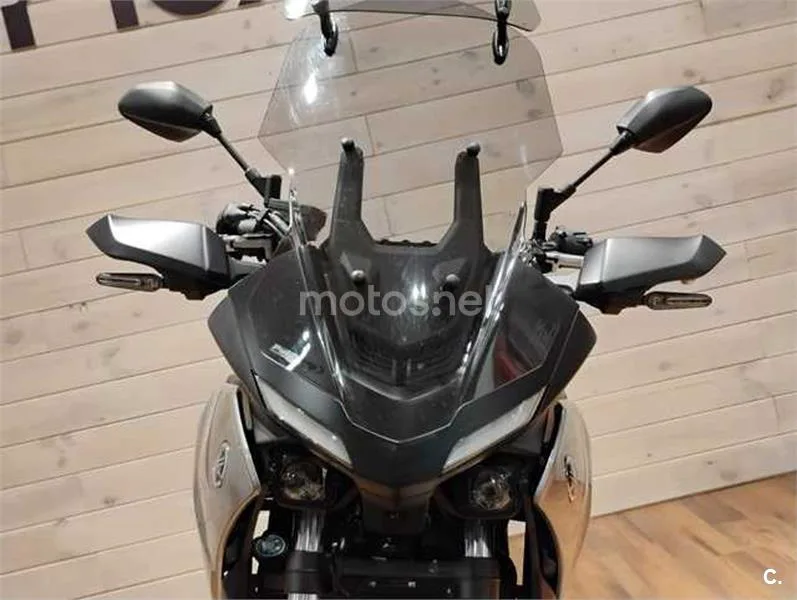 Yamaha Tracer 7 – Vista 10
