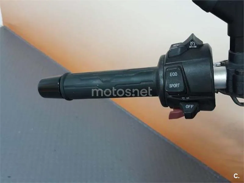 CFMOTO 700CL-X Heritage – Vista 10