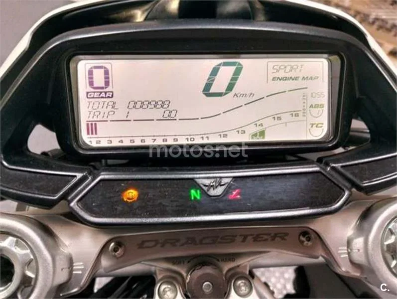 MV Agusta Dragster 800 – Vista 13