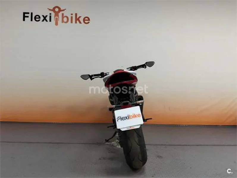 MV Agusta Dragster 800 – Vista 5