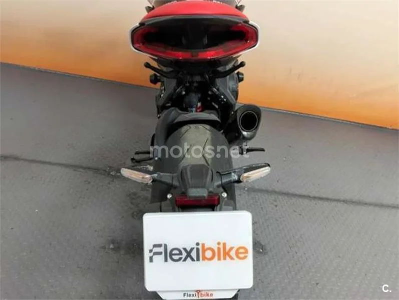 MV Agusta Dragster 800 – Vista 6