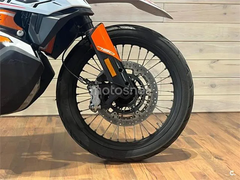 KTM 790 – Vista 9