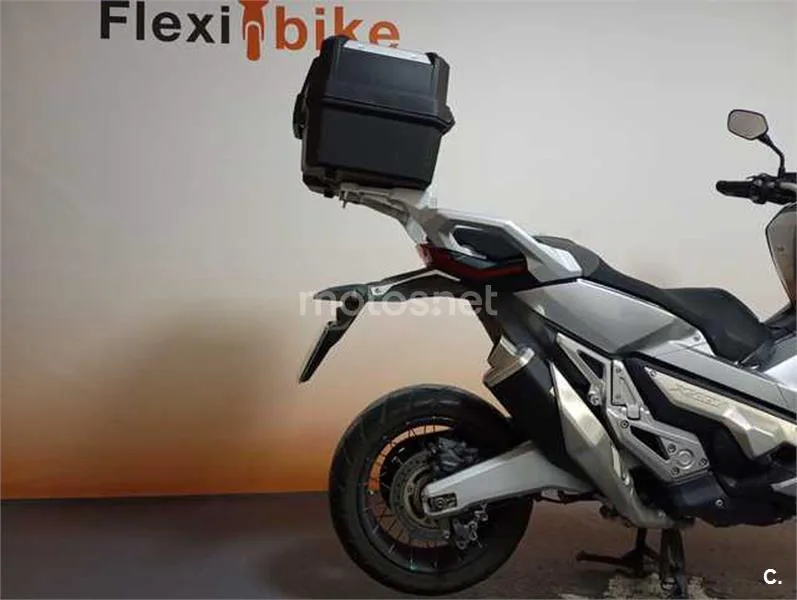 Honda X-ADV – Vista 6