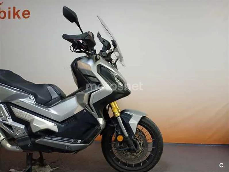 Honda X-ADV – Vista 7