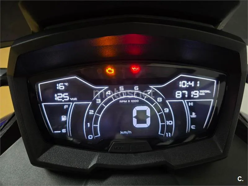 Aprilia SR GT 125 – Vista 4