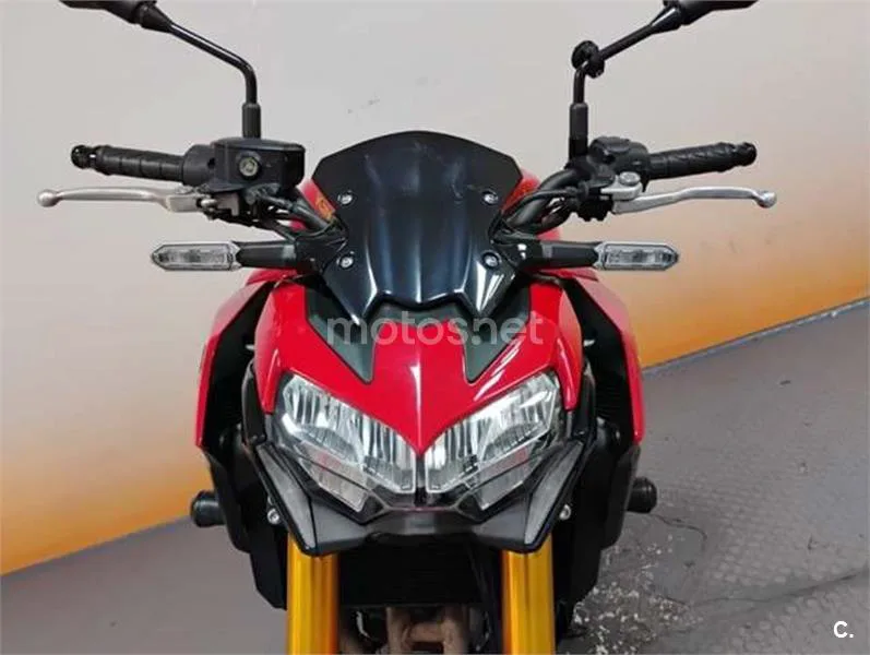 Kawasaki Z900 – Vista 10