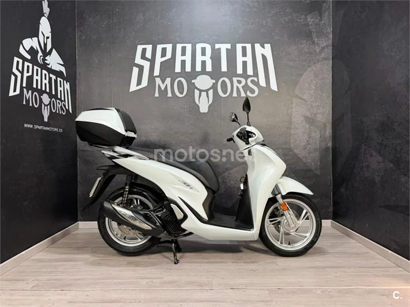Honda SH 125i – Vista 3