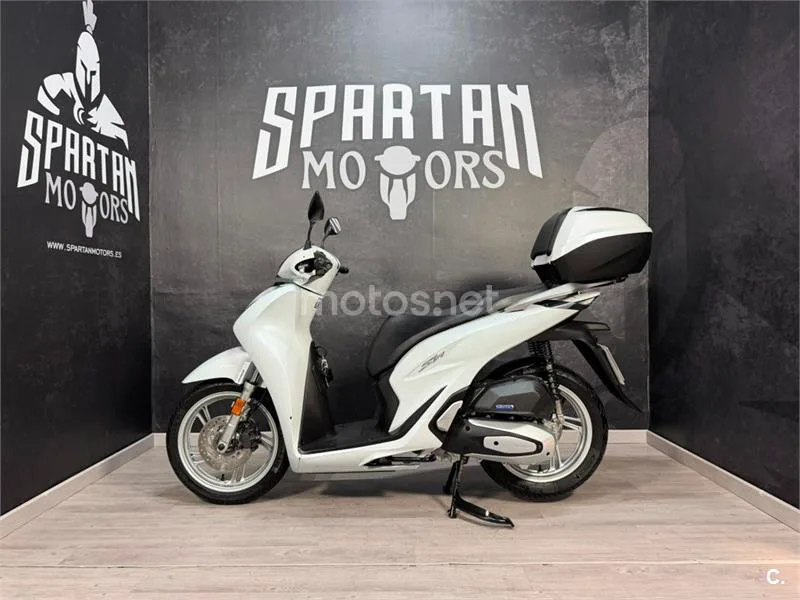 Honda SH 125i – Vista 4
