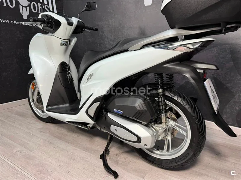 Honda SH 125i – Vista 9
