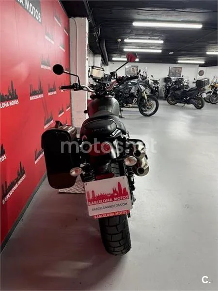 Triumph Street Scrambler – Vista 6