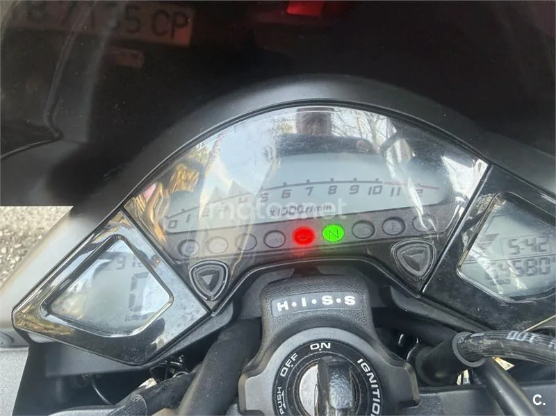 Honda CB1000R - Vista 5