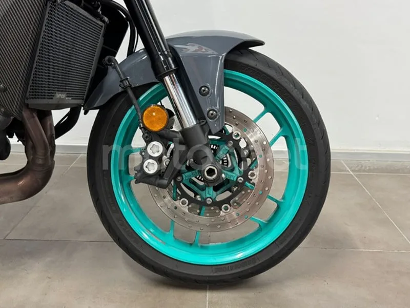 Yamaha MT-09 – Vista 10