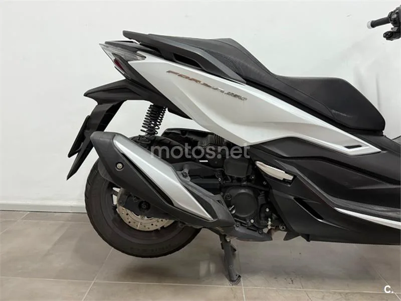 Honda Forza 350 – Vista 7