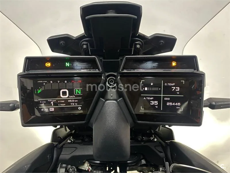 Yamaha Tracer 9 – Vista 13