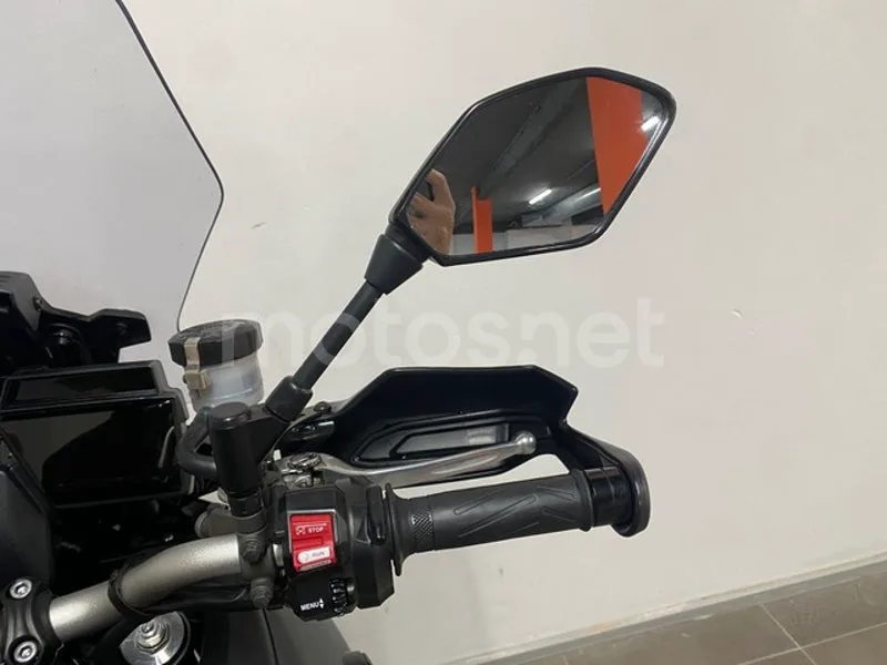 Yamaha Tracer 9 – Vista 15