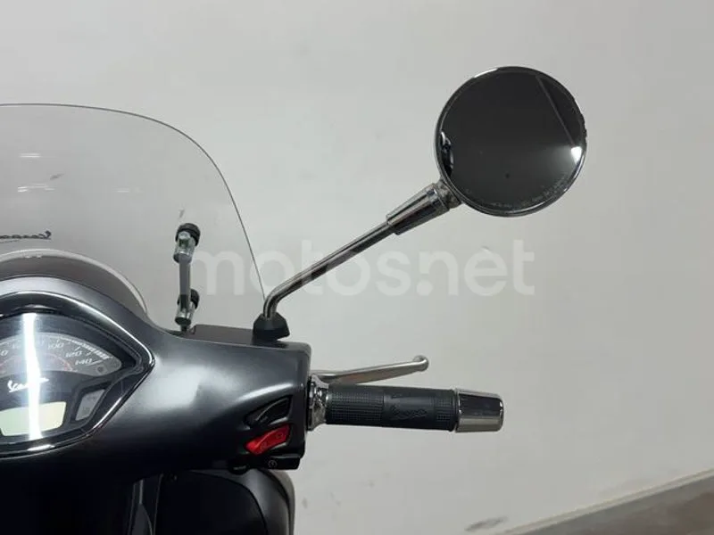 Vespa GTS 300 – Vista 14