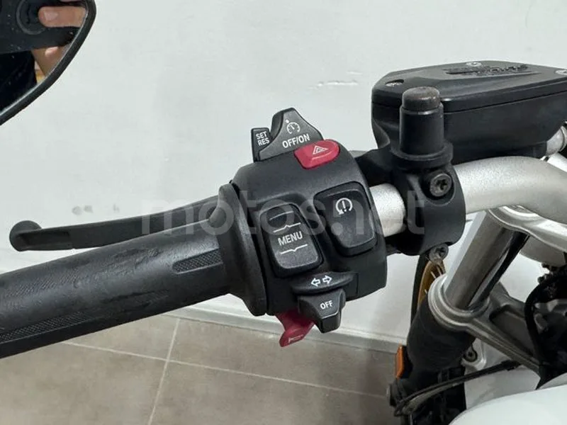 BMW R nineT – Vista 12