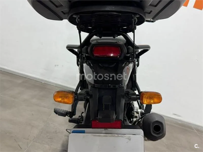 Royal Enfield Scram 411 – Vista 6