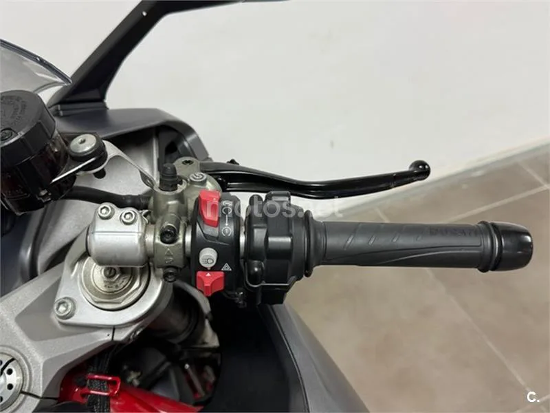Ducati SuperSport – Vista 14