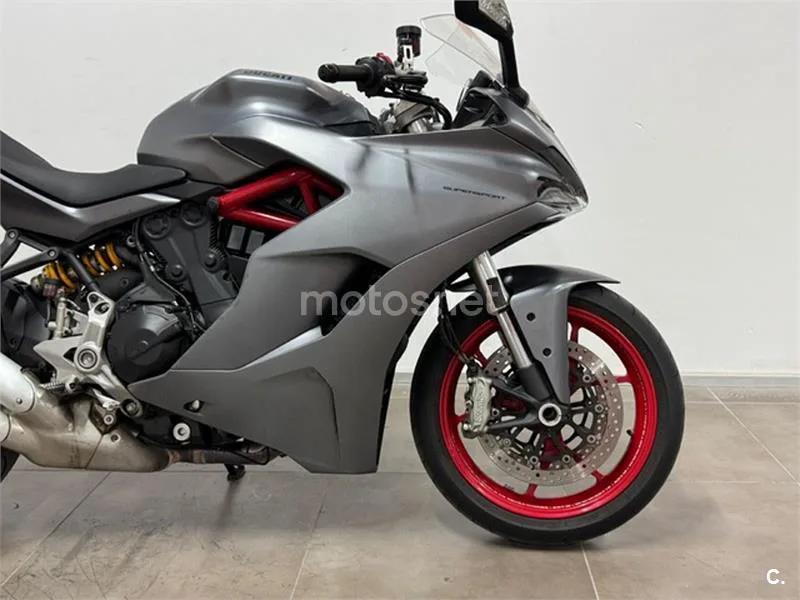 Ducati SuperSport – Vista 8