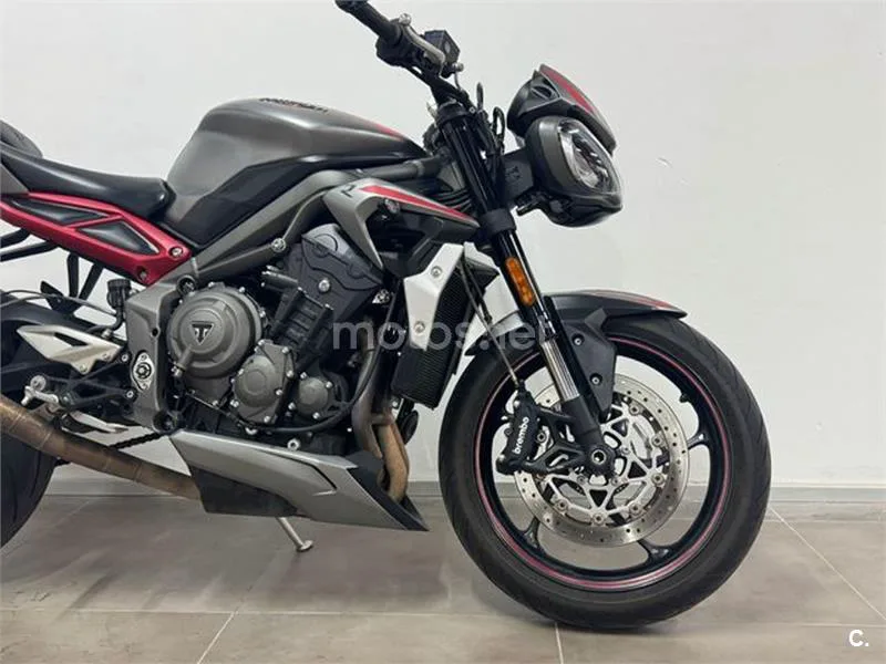 Triumph Street Triple 765 – Vista 8
