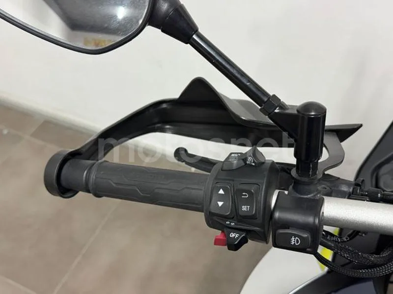 CFMOTO 800MT – Vista 12