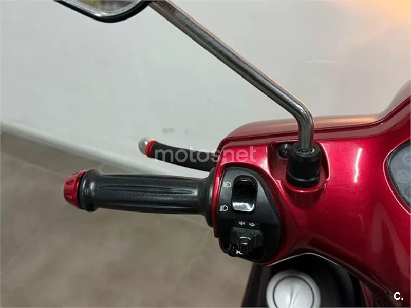 Yamaha D'elight 125 – Vista 12