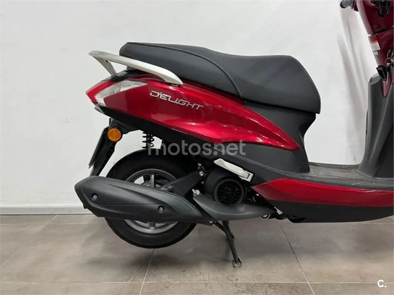 Yamaha D'elight 125 – Vista 7