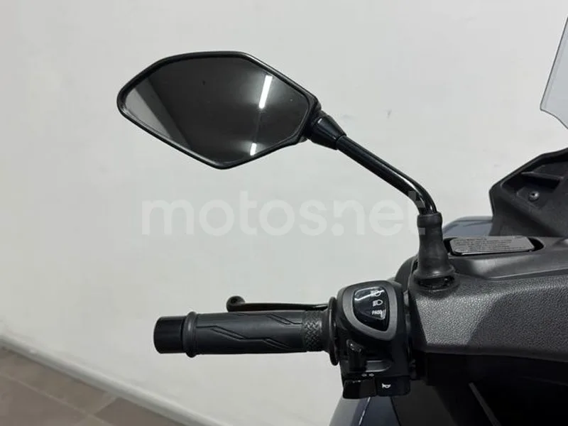 Yamaha Tricity – Vista 11