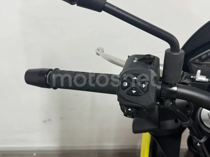 Aprilia Tuono 660 – Vista 12