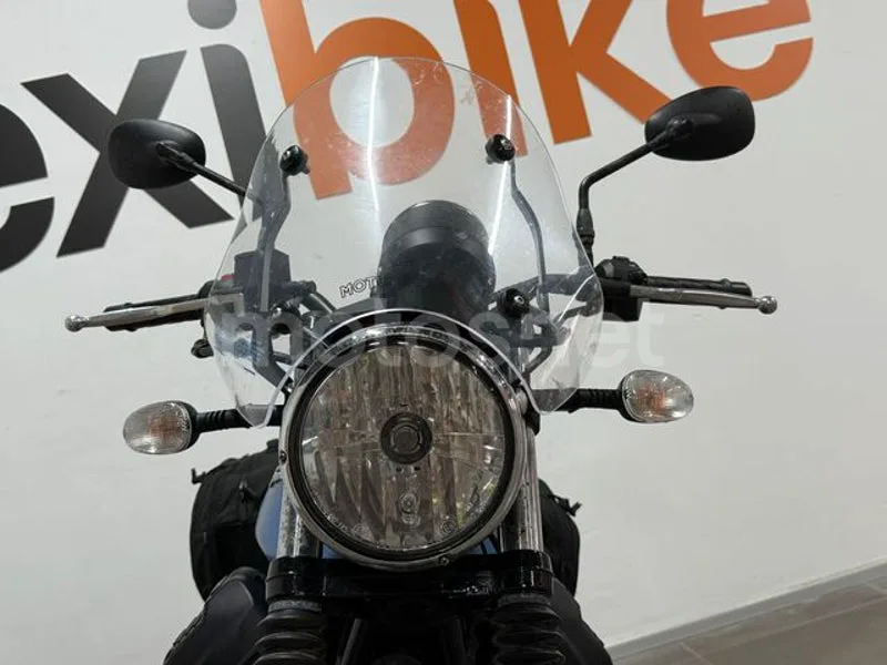 Moto Guzzi V7 III – Vista 9