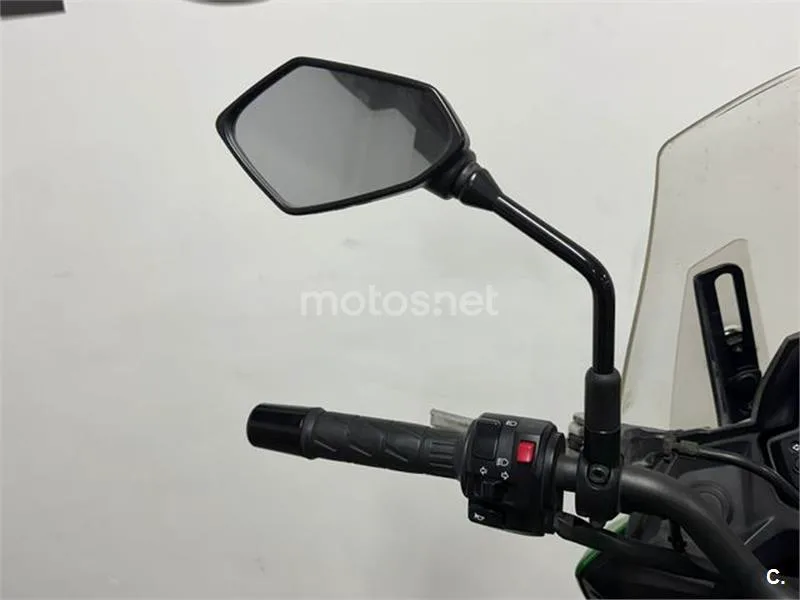 Kawasaki Versys – Vista 11
