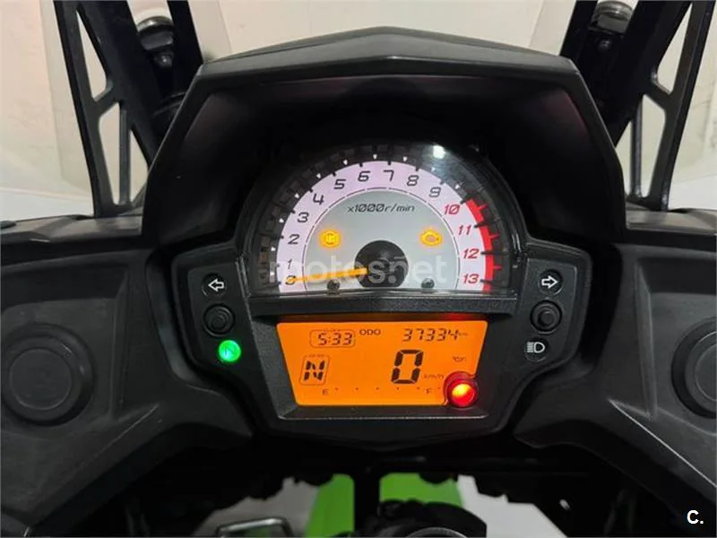 Kawasaki Versys – Vista 13