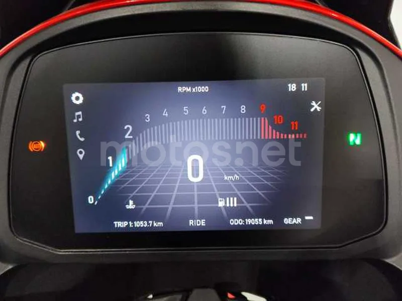 Moto Morini X-Cape – Vista 15