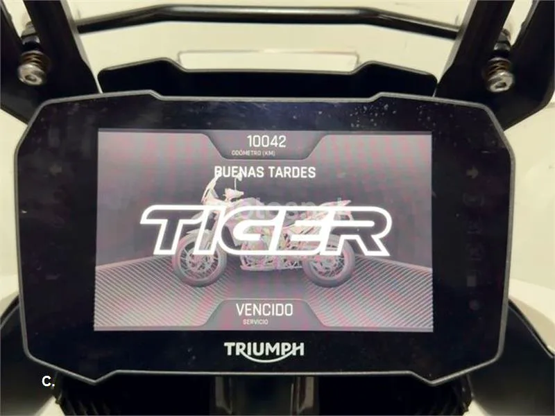 Triumph Tiger 900 – Vista 13
