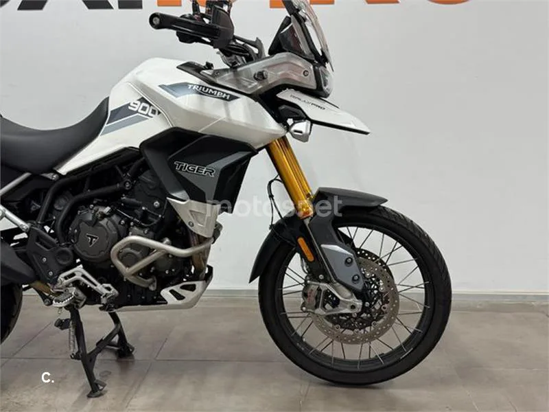Triumph Tiger 900 – Vista 8
