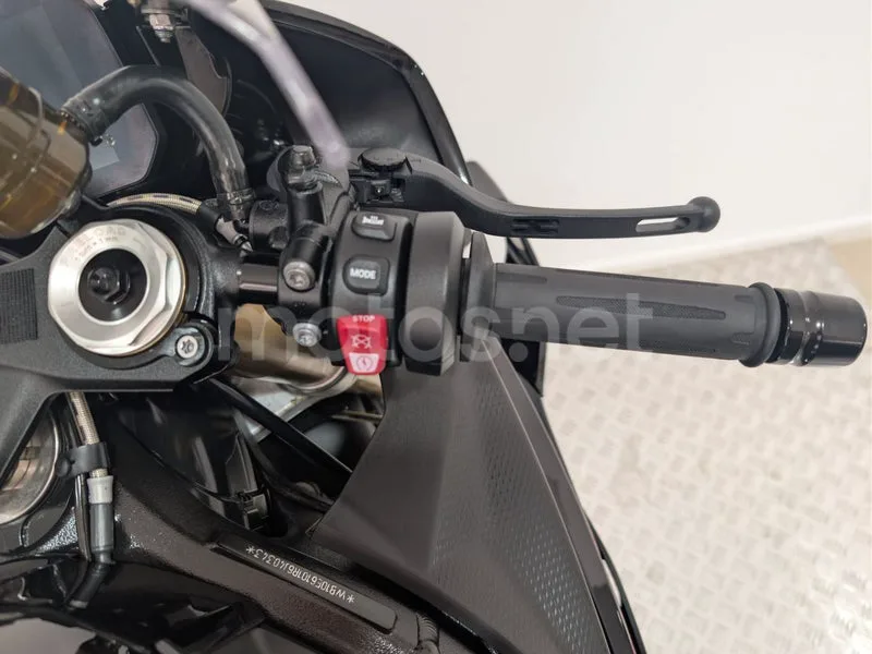 BMW S 1000 RR - Vista 11