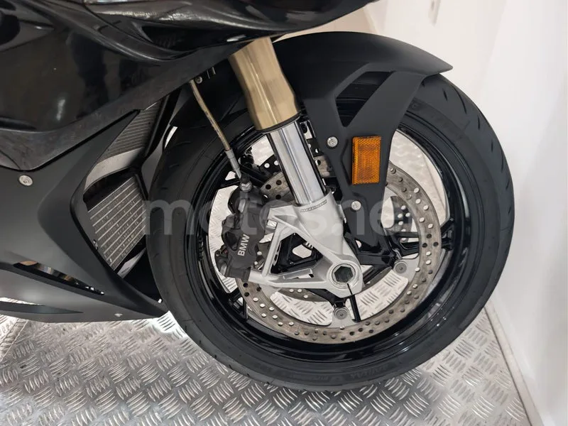 BMW S 1000 RR - Vista 23